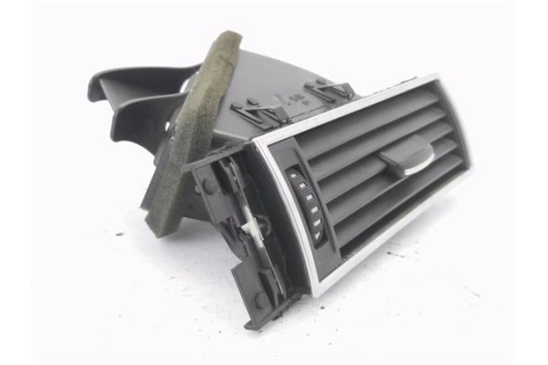 Recambio de rejilla entrada de aire para audi a6 avant (4f5) 2.0 tdi referencia OEM IAM 4F1820902D  