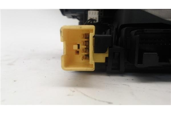 Recambio de mando de luces para volkswagen passat berlina (3c2) 2.0 tdi 16v referencia OEM IAM   