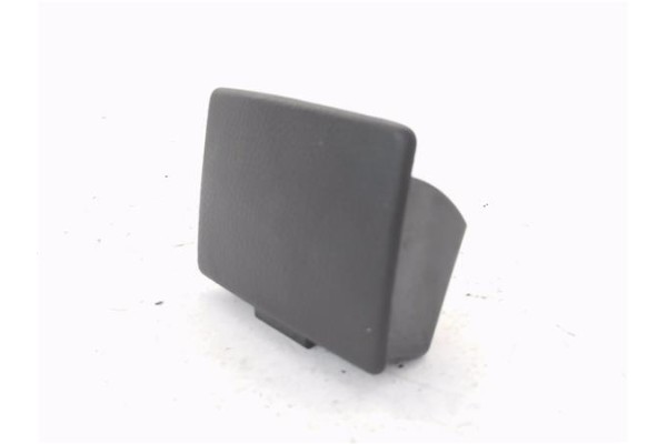Recambio de cenicero para mazda 6 berlina (gg) 1.8 active (4-ptas.) referencia OEM IAM GJ6A64661  
