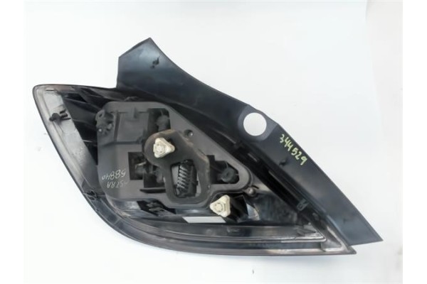 Recambio de piloto trasero derecho para opel astra h berlina 1.7 cdti referencia OEM IAM 24451837 00865302 