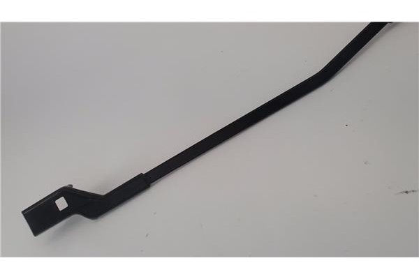 Recambio de brazo limpiaparabrisas delantero derecho para seat ibiza berlina (6j5) 1.6 tdi referencia OEM IAM 6J1955410  