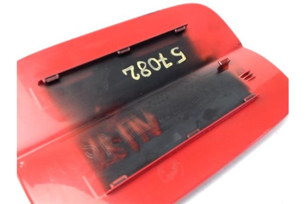 Recambio de tapa exterior combustible para audi rs3 sportback (8vf) 2.5 tfsi quattro referencia OEM IAM 8V4809907C  