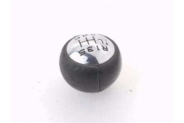 Recambio de pomo palanca cambio para citroen c4 berlina 2.0 exclusive referencia OEM IAM 2403V2  
