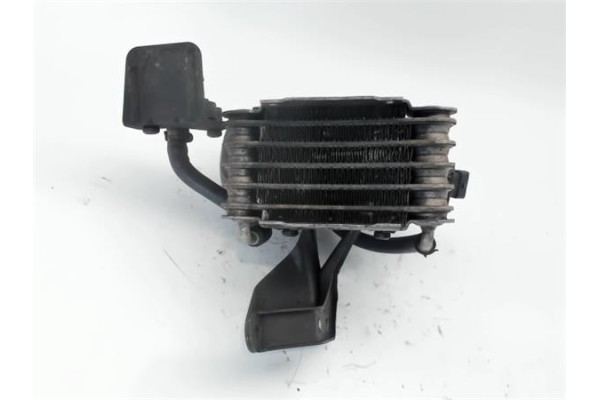 Recambio de enfriador aceite para bmw serie 3 berlina (e46) 2.0 320d referencia OEM IAM KH129623000 13322247411 
