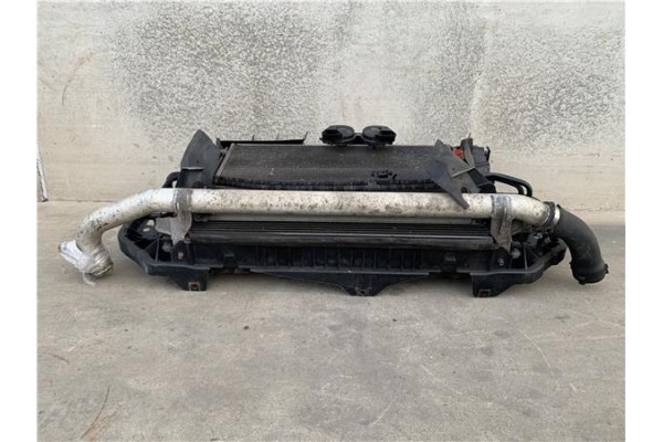 Recambio de radiador para audi a6 avant (4f5) 2.0 tdi referencia OEM IAM 4F0121251Q  