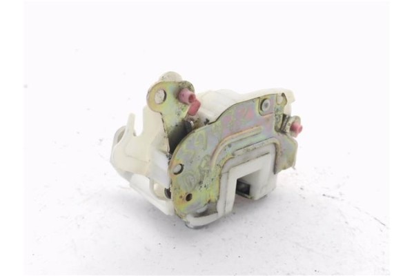Recambio de cierre electromagnetico delantero derecho para nissan cabstar casbtar e referencia OEM IAM 80502MA00A  