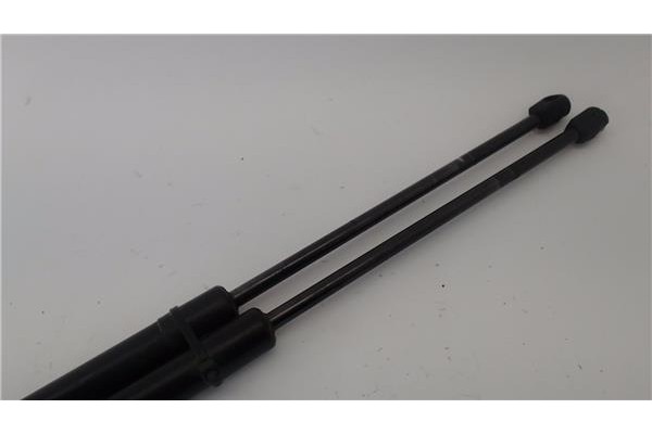 Recambio de amortiguador porton para kia carnival 2.9 crdi referencia OEM IAM 817814D010 817714D010 