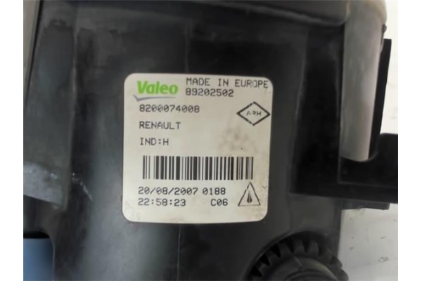Recambio de faro antiniebla izquierdo para renault scenic ii (jm) 1.5 dci (jm1e) referencia OEM IAM 8200074008  26150VD30A , NIS