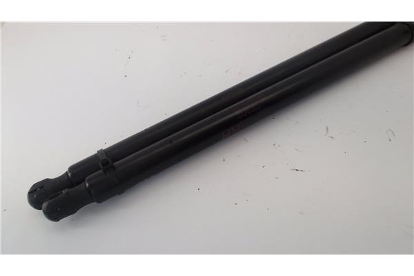 Recambio de amortiguador porton para kia carnival 2.9 crdi referencia OEM IAM 817814D010 817714D010 