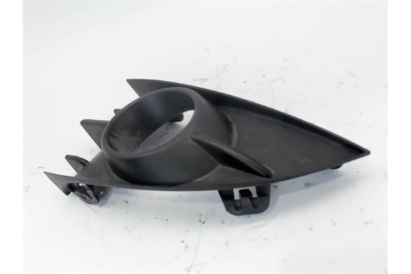Recambio de cerquillo faro para renault scenic ii (jm) 1.5 dci (jm1e) referencia OEM IAM 7701477302  