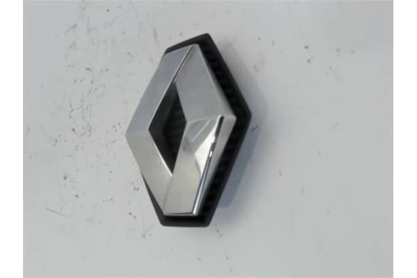 Recambio de anagrama para renault scenic ii (jm) 1.5 dci (jm1e) referencia OEM IAM 8200115115  