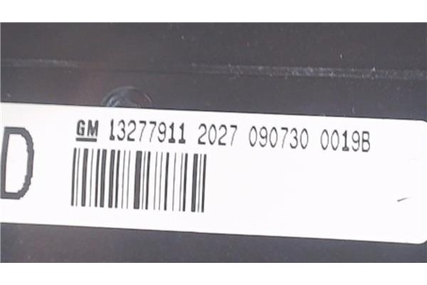 Recambio de radio / cd para opel insignia berlina 2.0 cdti referencia OEM IAM 20854720  