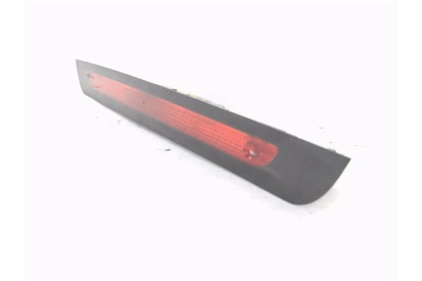 Recambio de luz central de freno para citroen c3 1.1 i referencia OEM IAM 9638523480  