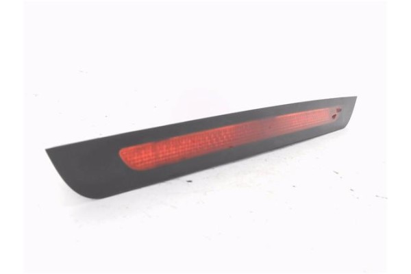 Recambio de luz central de freno para citroen c3 1.1 i referencia OEM IAM 9638523480  