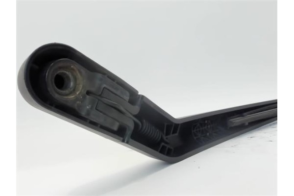 Recambio de brazo limpiaparabrisas trasero para renault koleos i referencia OEM IAM 287804649R  