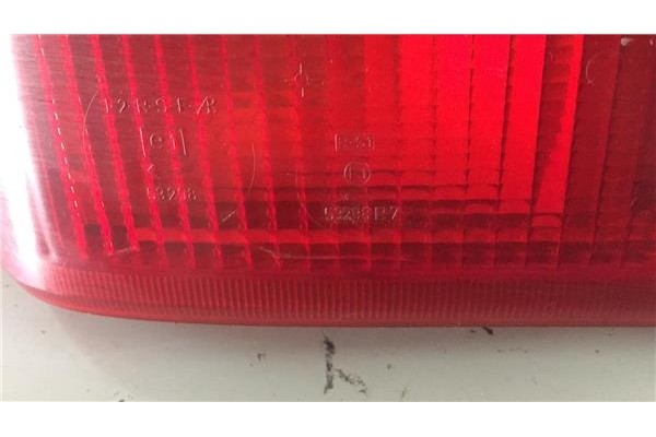 Recambio de piloto trasero izquierdo para renault r 18 1.4 basis referencia OEM IAM   