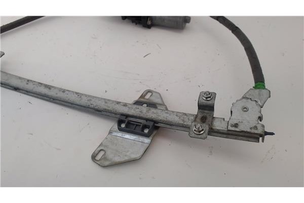 Recambio de mecanismo elevalunas delantero izquierdo para hyundai accent (x3) 1.5 i 12v referencia OEM IAM 8240322011  