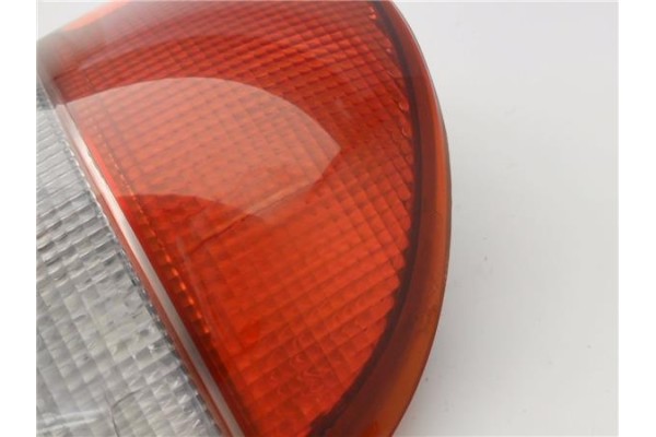Recambio de piloto trasero derecho para hyundai accent (x3) 1.5 i 12v referencia OEM IAM 9240222520  
