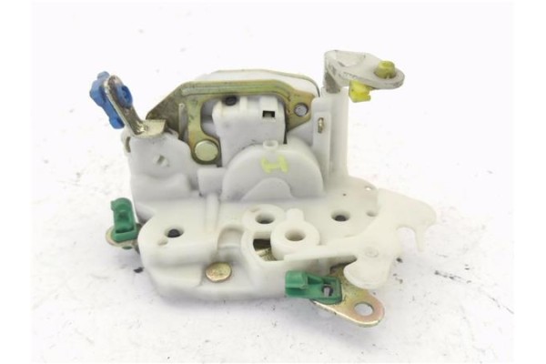 Recambio de cierre electromagnetico delantero izquierdo para nissan cabstar casbtar e referencia OEM IAM 80503AA20E  
