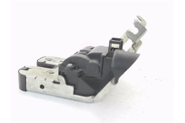 Recambio de cerradura porton para seat exeo st (3r5) 2.0 reference referencia OEM IAM 8K9827505A  