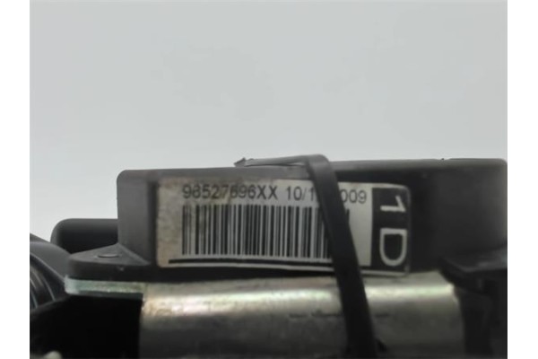 Recambio de cinturon seguridad delantero derecho para citroen c4 berlina 1.4 16v referencia OEM IAM 96527696XX  