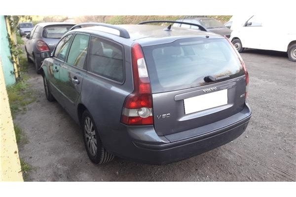 volvo v50 familiar del año 2004