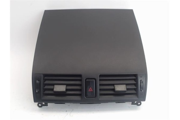 Recambio de rejilla entrada de aire para mazda 3 berlina (bk) 1.6 cd active+ xcite referencia OEM IAM   