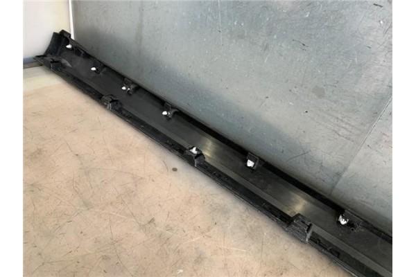 Recambio de spoiler talonera lat. izquierda para ford explorer (ctw) híbrido st-line plug-in-hybrid 4x4 referencia OEM IAM R2KBR