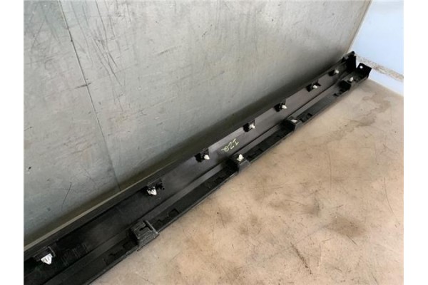 Recambio de spoiler talonera lat. izquierda para ford explorer (ctw) híbrido st-line plug-in-hybrid 4x4 referencia OEM IAM R2KBR
