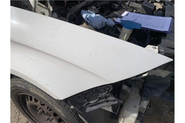 Recambio de aleta delantero derecha para seat altea (5p1) 1.9 tdi referencia OEM IAM 5P0821022A  