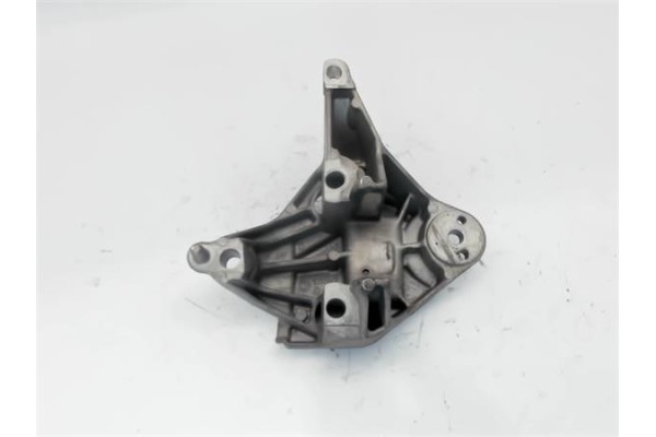 Recambio de soporte motor para nissan kubistar (x76) 1.5 dci 70 referencia OEM IAM 101849  