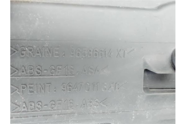 Recambio de aleron trasero para citroen c4 berlina 1.4 16v referencia OEM IAM 8742Q8 96536614XT 