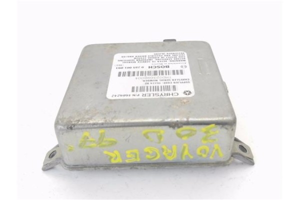 Recambio de centralita airbag para chrysler voyager gs 2.5 td referencia OEM IAM 4686242 0285001093 