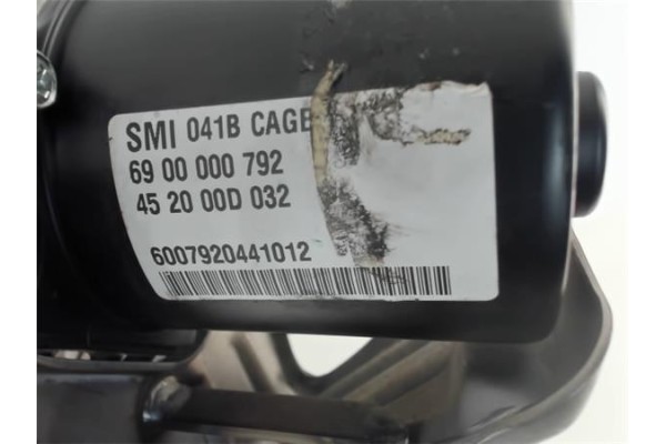 Recambio de columna direccion para toyota yaris (ksp9/scp9/nlp9) 1.4 d-4d referencia OEM IAM 452000D010 6900000792 