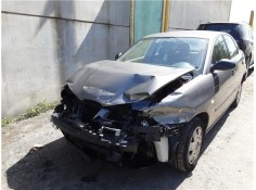 seat cordoba berlina (6l2) del año 2003
