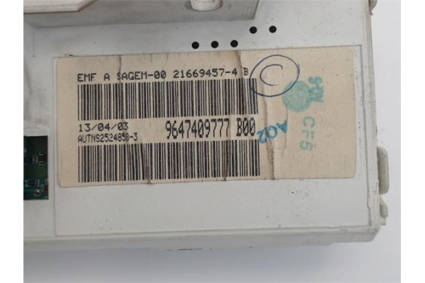 Recambio de reloj horario para peugeot 206 1.4 hdi eco 70 referencia OEM IAM 9647409777  