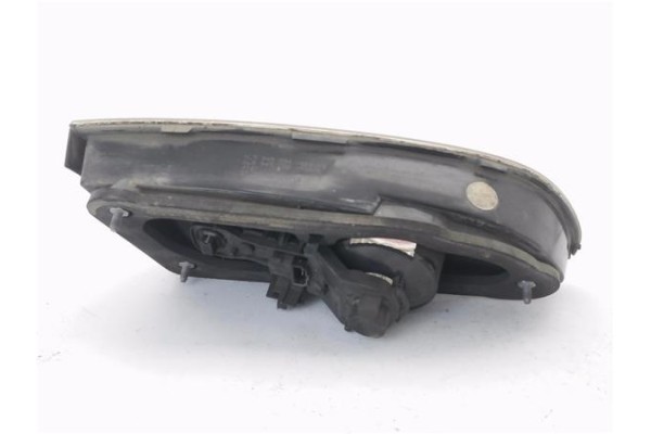Recambio de piloto porton trasero derecho para seat cordoba berlina (6l2) 1.9 tdi referencia OEM IAM 6L5945094 6L5945108 