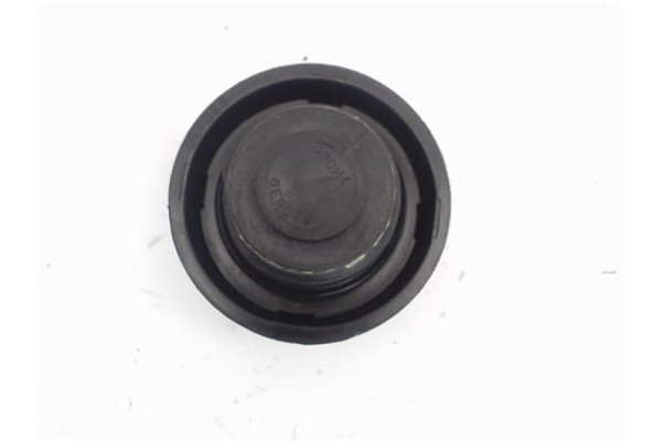 Recambio de tapon combustible para opel vectra c berlina 1.9 cdti referencia OEM IAM 90501145  