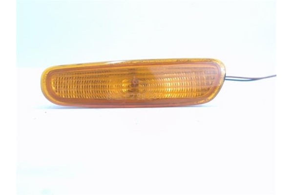 Recambio de piloto intermitente lat. delantero derecho para volvo s40 berlina 1.8 i referencia OEM IAM L30813865  