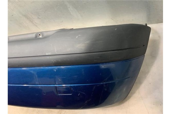 Recambio de paragolpes trasero para renault clio ii fase i (b/cb0) 1.4 alize referencia OEM IAM 7701470812  