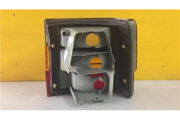 Recambio de piloto trasero izquierdo para renault 11 (b/c37_) 1.1 (b/c371) referencia OEM IAM   