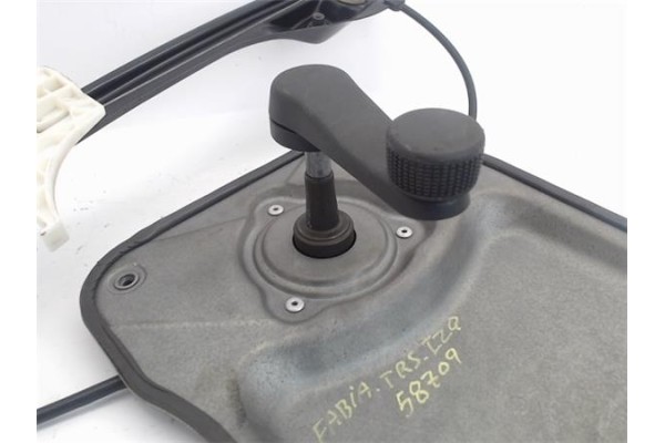 Recambio de elevalunas manual trasero izquierdo para skoda fabia (5j2) 1.2 referencia OEM IAM 5J4839401B  