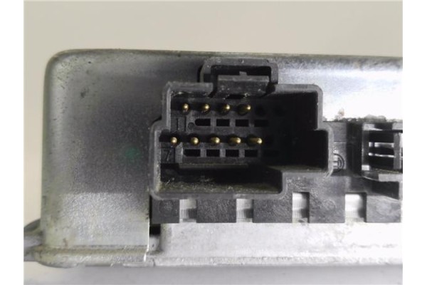 Recambio de centralita airbag para chrysler voyager gs 2.5 td referencia OEM IAM 4686242 0285001093 