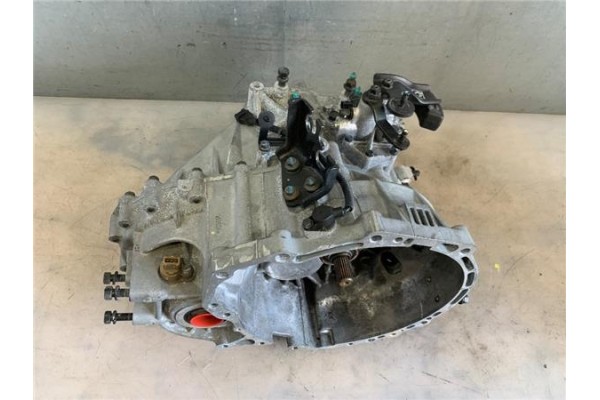 Recambio de caja cambios manual para kia carnival 2.9 crdi referencia OEM IAM 4300038050 4311138000 