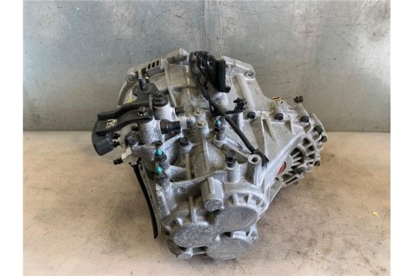 Recambio de caja cambios manual para kia carnival 2.9 crdi referencia OEM IAM 4300038050 4311138000 
