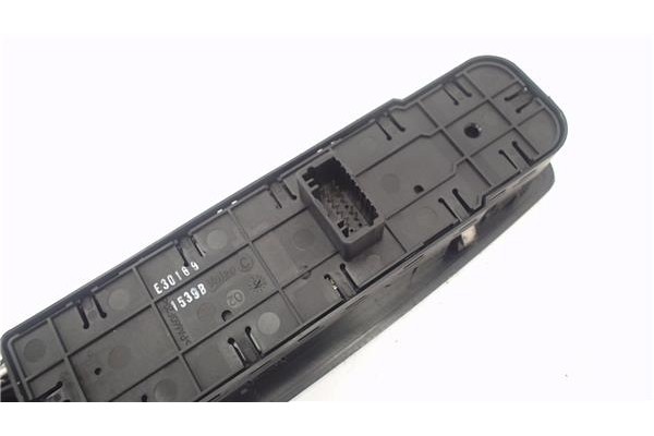 Recambio de mando elevalunas delantero izquierdo para renault grand scénic iii (jz0/1_) 1.5 dci referencia OEM IAM 809610016R  