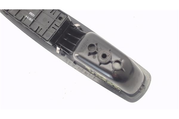 Recambio de mando elevalunas delantero izquierdo para renault grand scénic iii (jz0/1_) 1.5 dci referencia OEM IAM 809610016R  