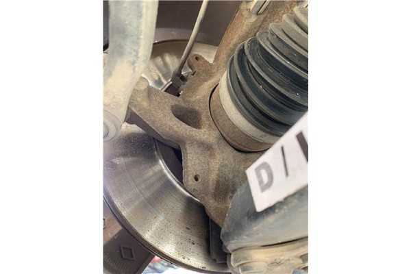 Recambio de mangueta delantero izquierda para renault grand scénic iii (jz0/1_) 1.5 dci referencia OEM IAM 400150083R  