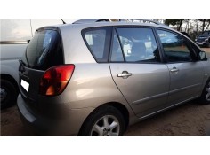 toyota corolla verso (e12) del año 2003