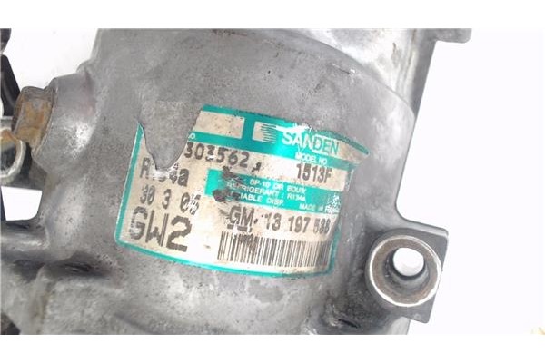 Recambio de compresor aire acond. para opel meriva 1.3 cdti referencia OEM IAM 13197588  